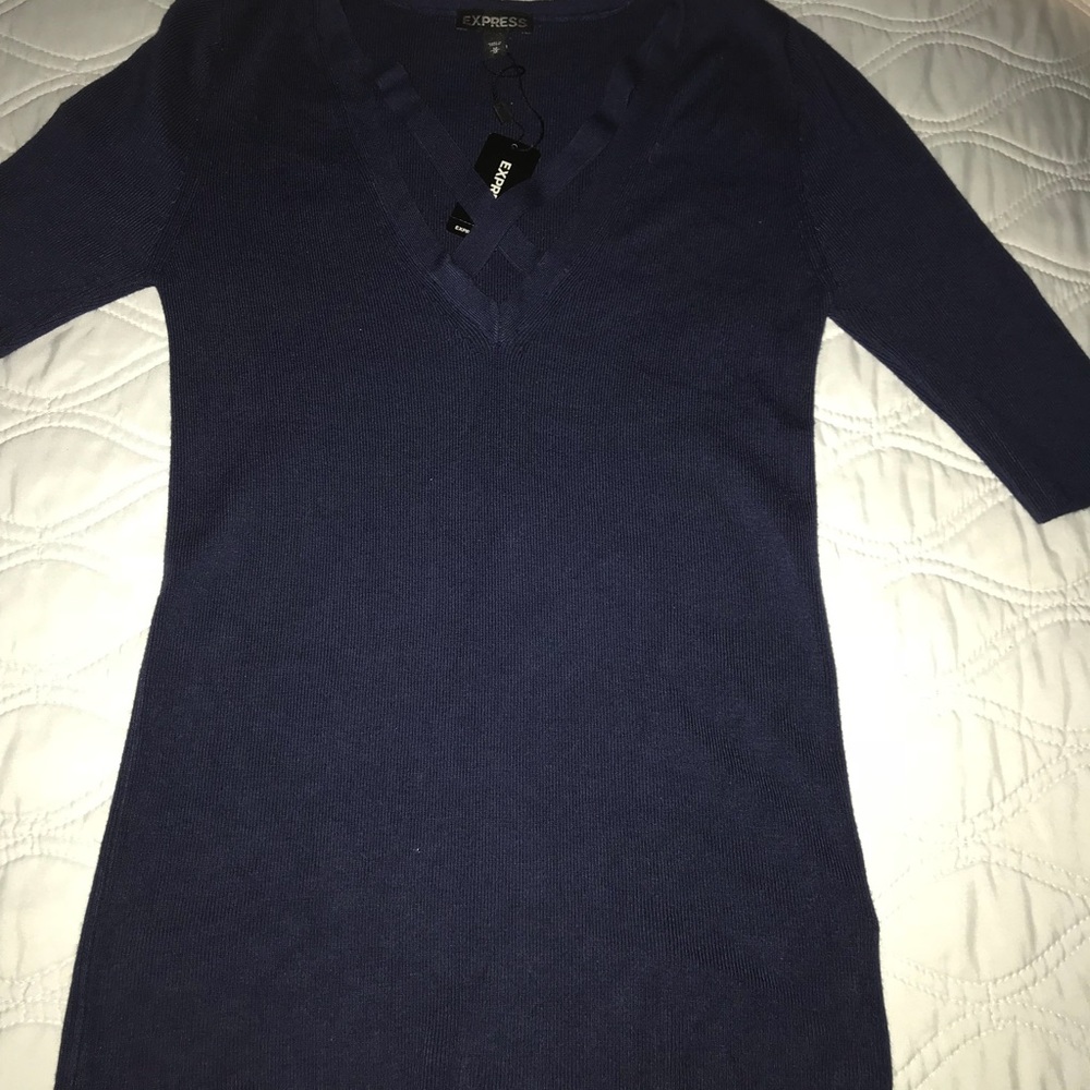 Express sweater - Picture 3 of 5